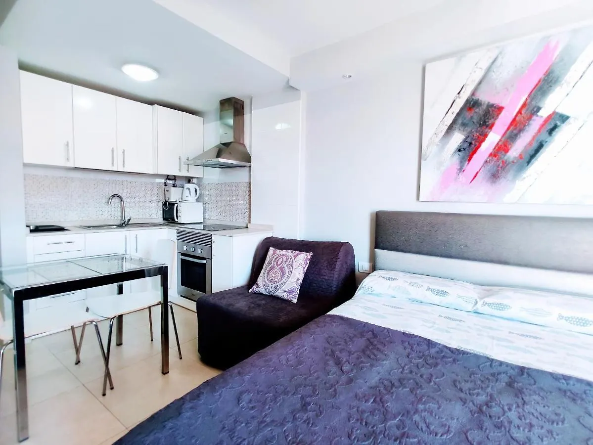 Estudio Summerland En Los Cristianos Arona  Spain